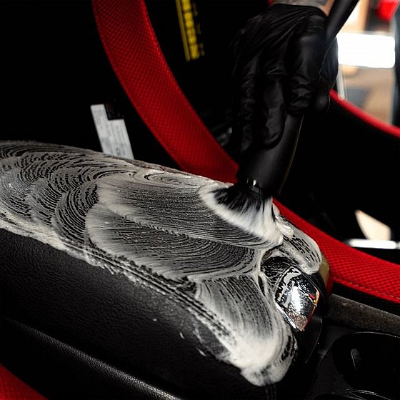 ����� ����� ����� �� �������  MEGUIARS ���� M 